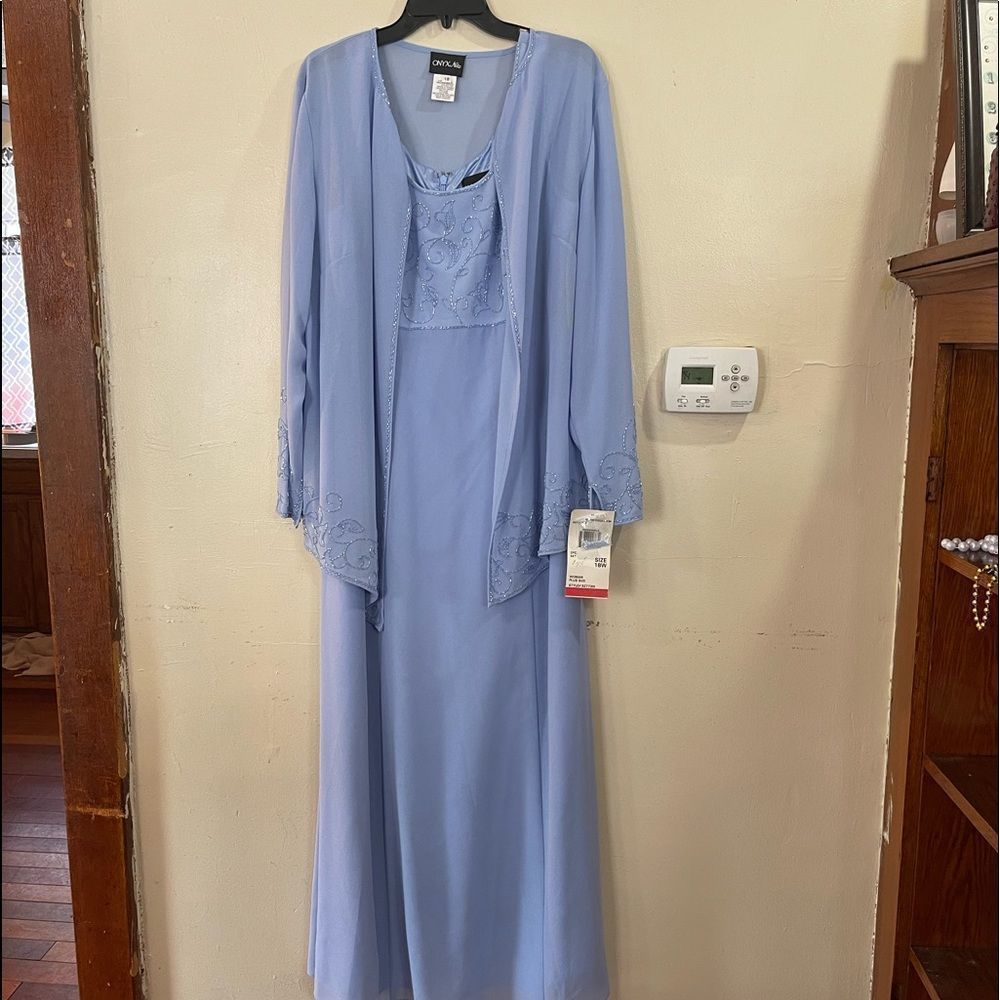 ONYX Plus Size 18W ,Two Piece